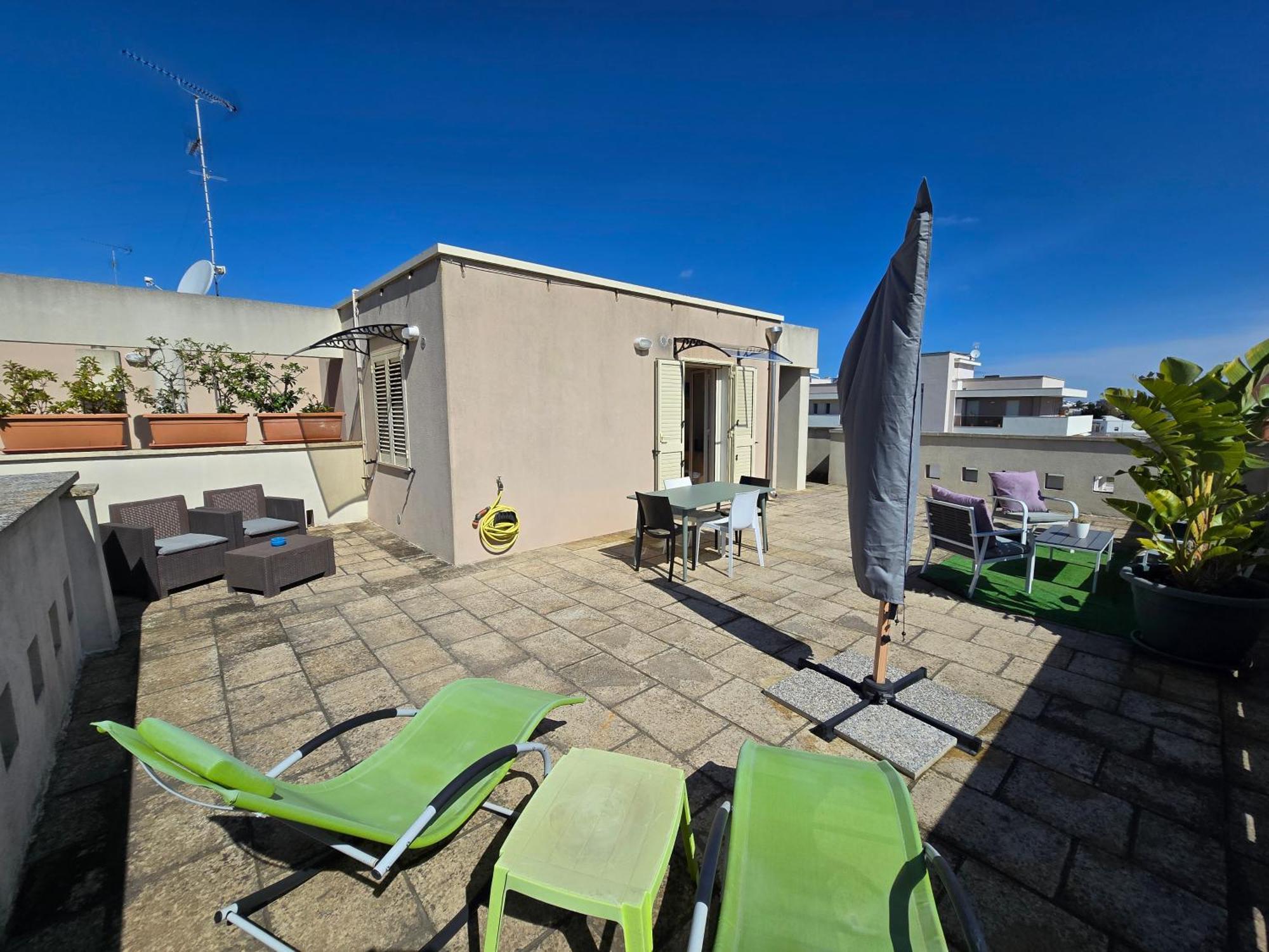 "Elle Home" Attico Panoramico Lecce Bagian luar foto